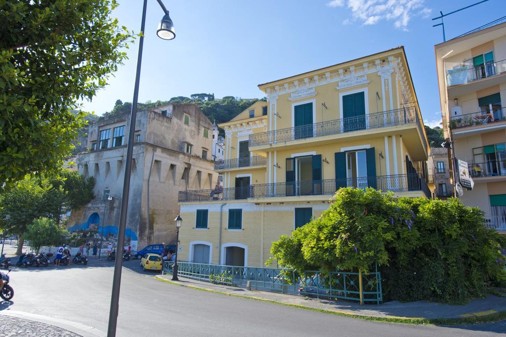 Palazzo Della Monica Lägenhet Vietri Rum bild