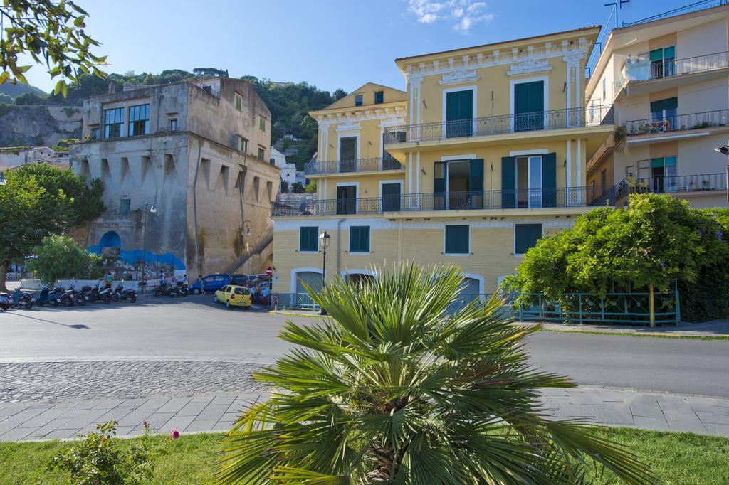 Palazzo Della Monica Lägenhet Vietri Rum bild