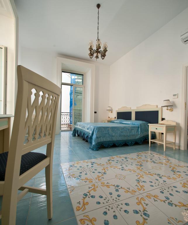 Palazzo Della Monica Lägenhet Vietri Exteriör bild